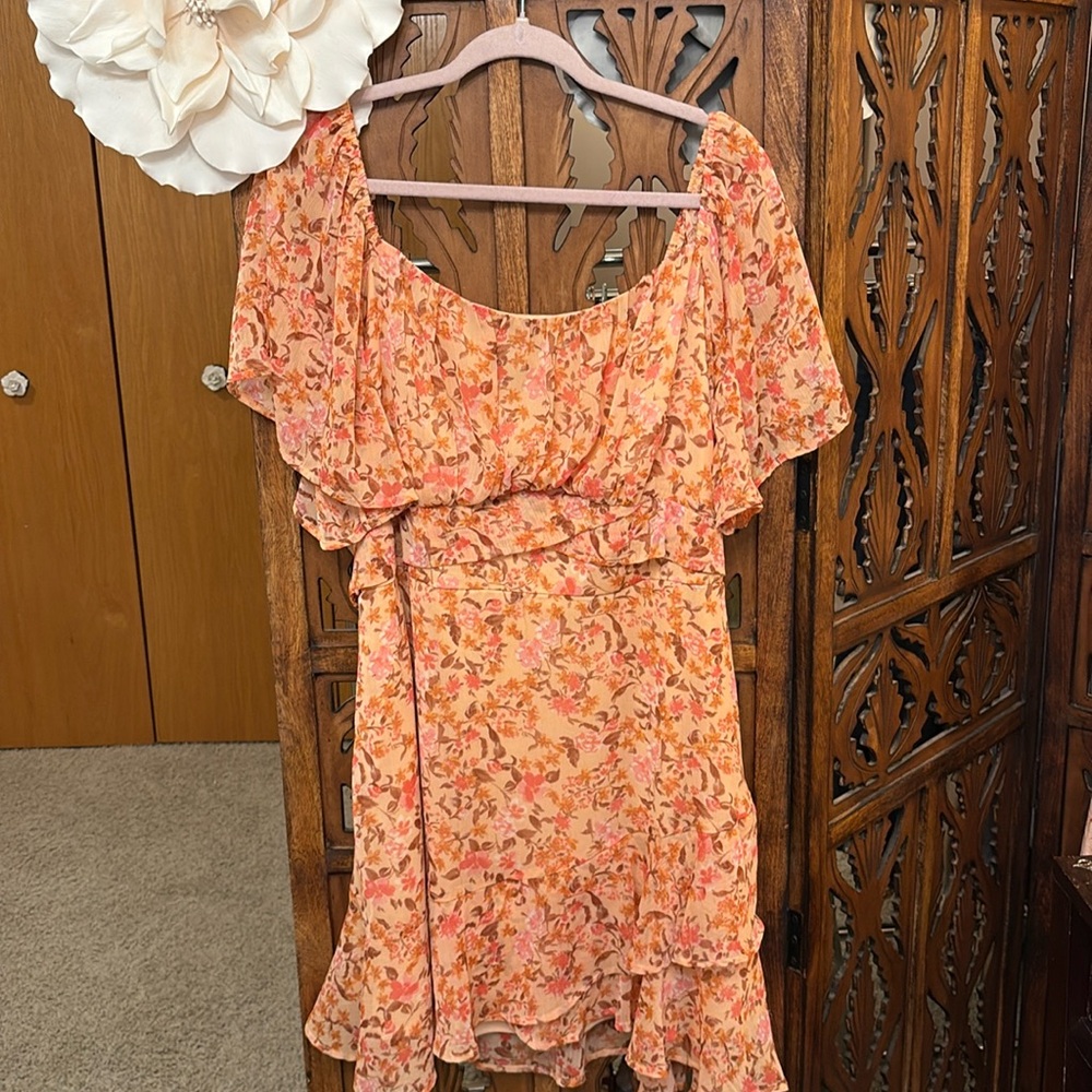 ARULA Peach Floral Mini Dress